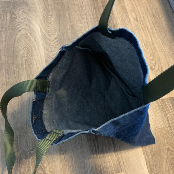 🌈Levi’s Bag 13 1/2 x 13 1/2” - Picture 4 of 4